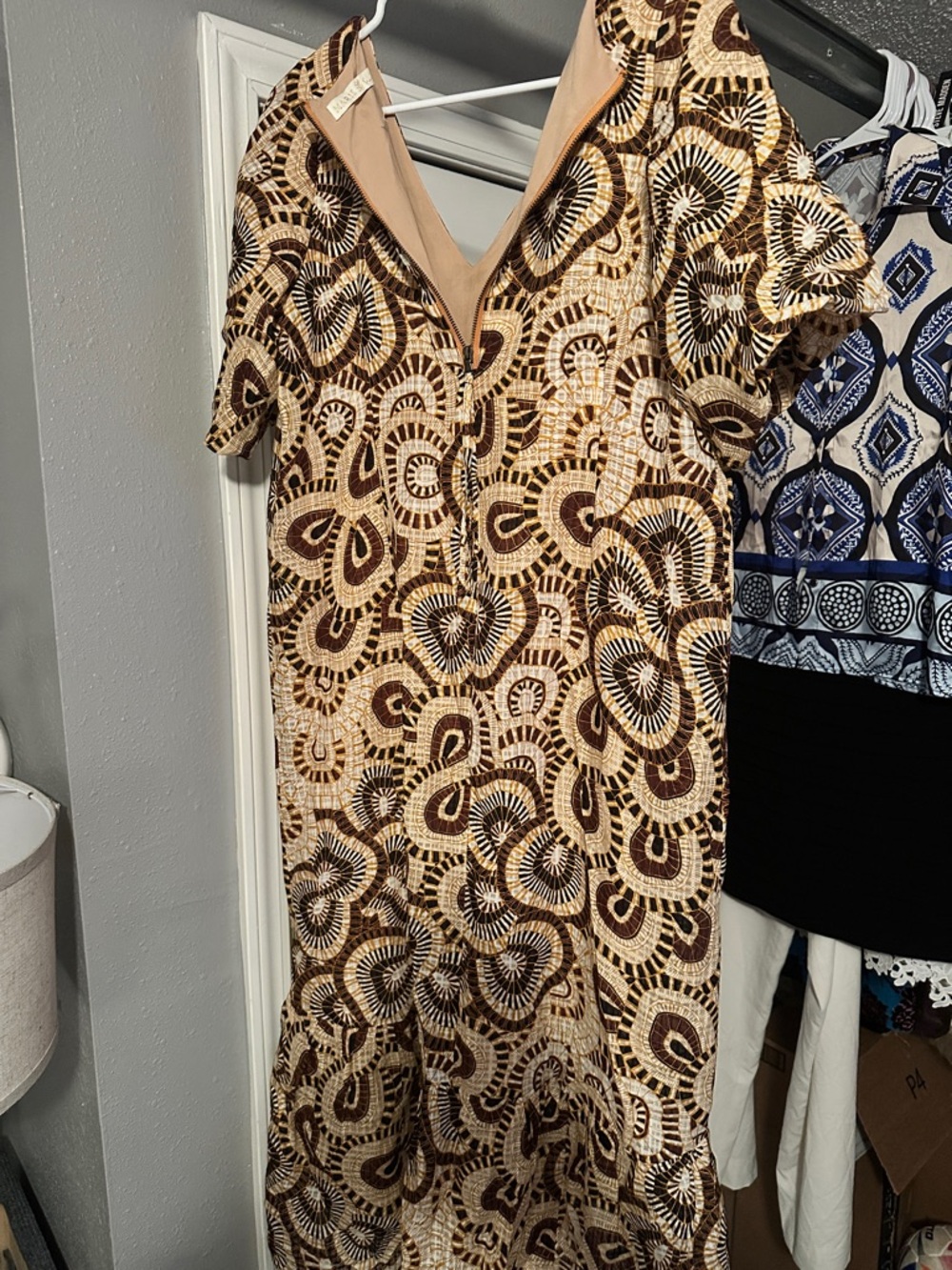Marie Oliver NWOT Abstract Print Zip Front Midi Dress Size Small - Picture 2 of 11